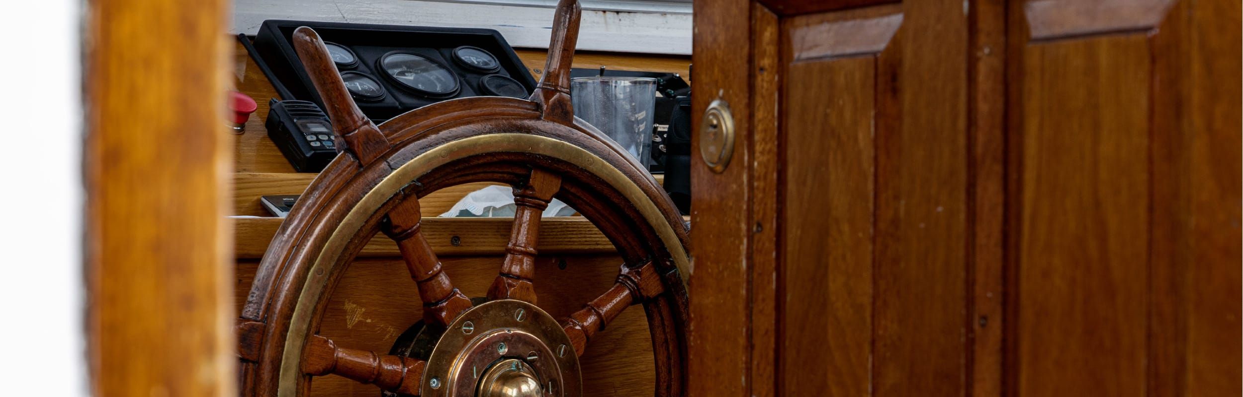 Heritage boats steering wheel